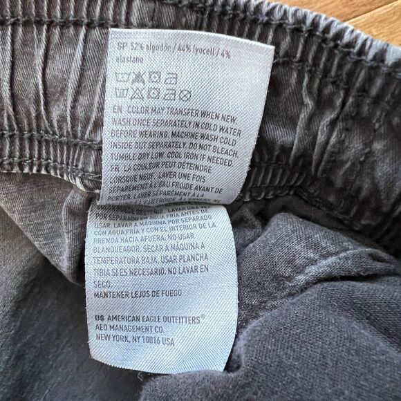 American Eagle Shorts Men's Size XS Dark Gray Flex Trekker Jogger - Picture 5 of 11